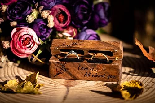 LUNA LEPKE Vékony Fából készült Esküvői Gyűrű Box - Gravírozott Fa Dupla Gyűrűt tartó 2 Gyűrűk - Rusztikus gyűrűhordozó Doboz
